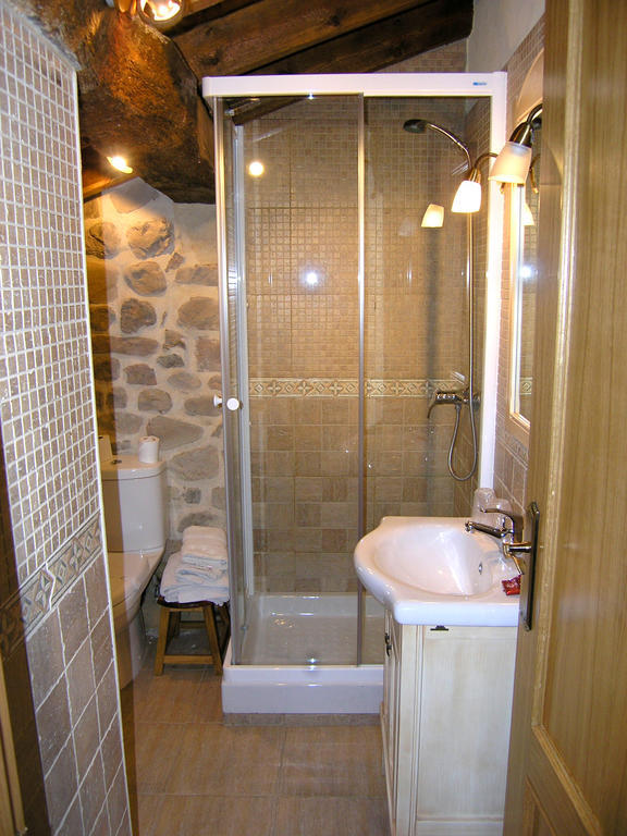 Hotel Casa Paulino Corrales De Buelna Zimmer foto